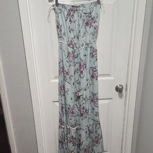 Lovestitch Floral Maxi Dress in Light Blue Small